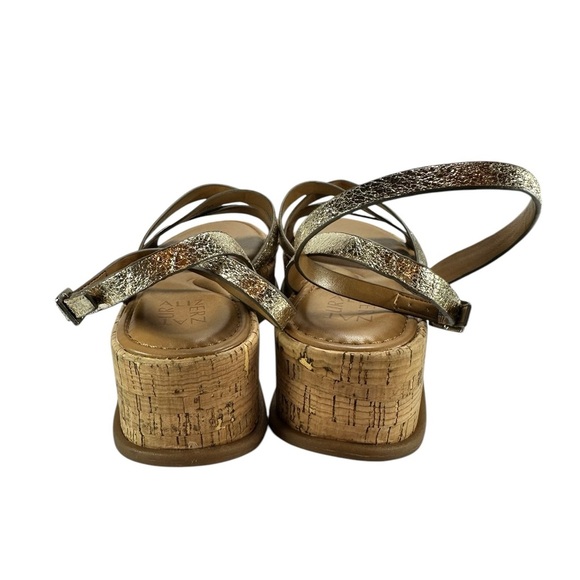 Naturalizer Women's Riley Strappy Platform Heel Sandals  Bronze EUC 10M - Picture 6 of 9